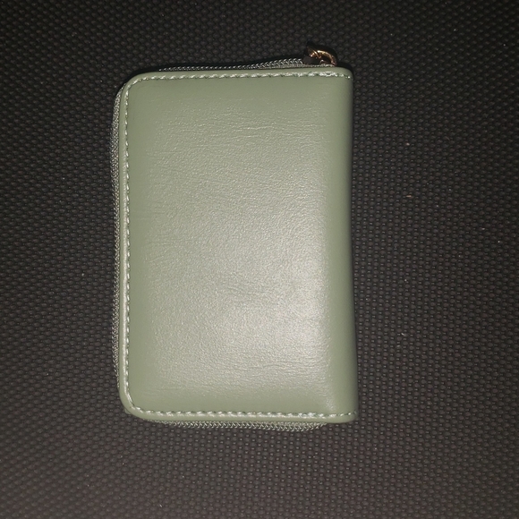 New Vegan Leather wallet - Picture 2 of 5